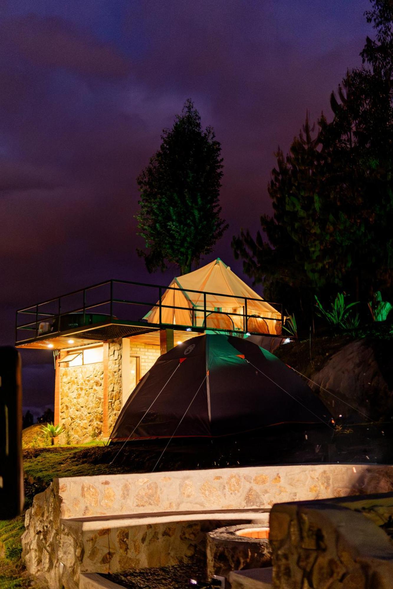 Killary Lodge & Glamping Cachanlo de Sidcay 外观 照片