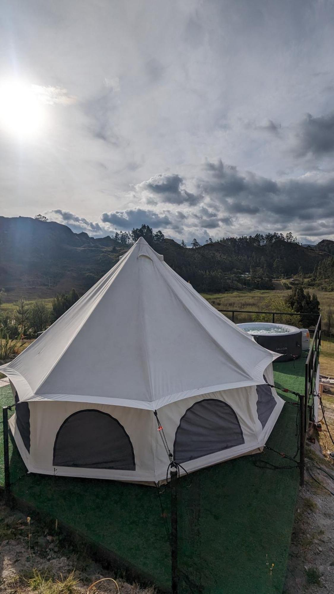 Killary Lodge & Glamping Cachanlo de Sidcay 外观 照片
