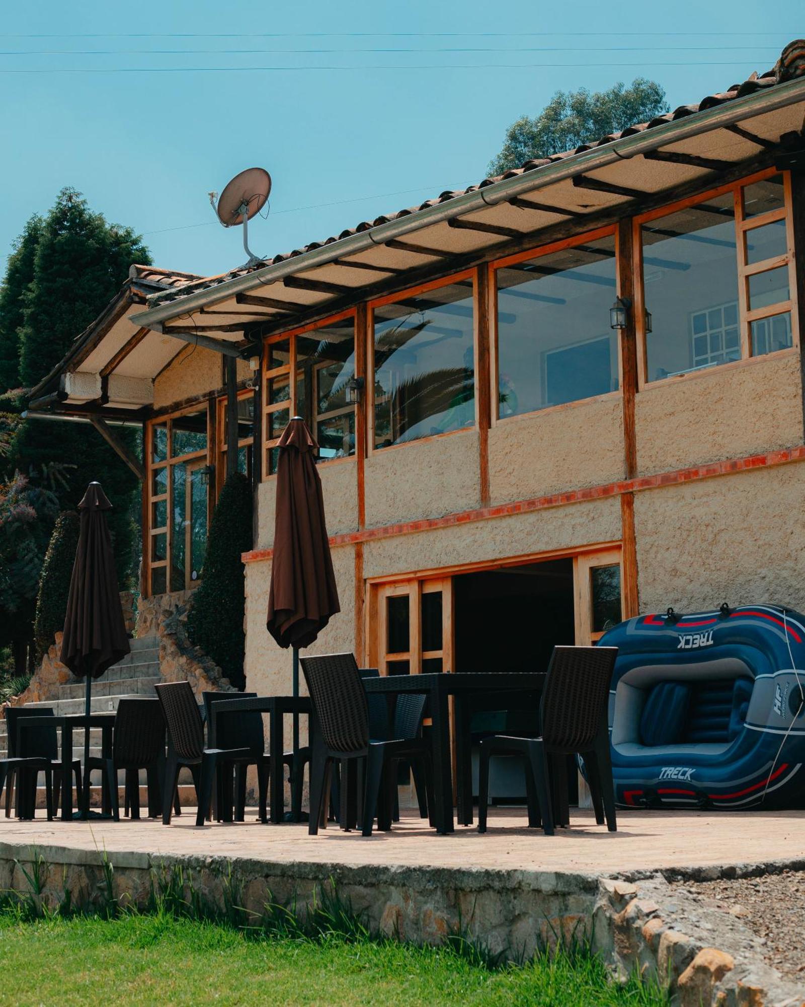 Killary Lodge & Glamping Cachanlo de Sidcay 外观 照片