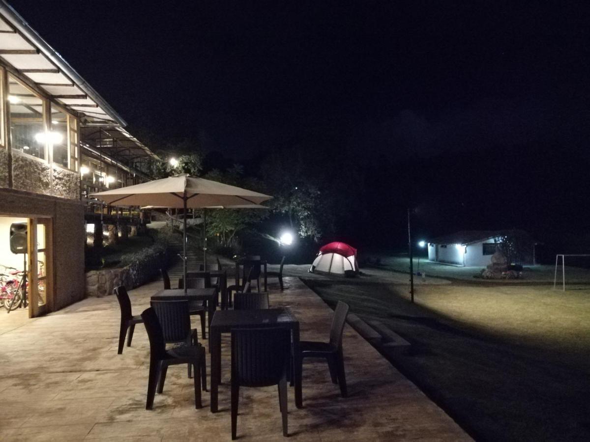 Killary Lodge & Glamping Cachanlo de Sidcay 外观 照片
